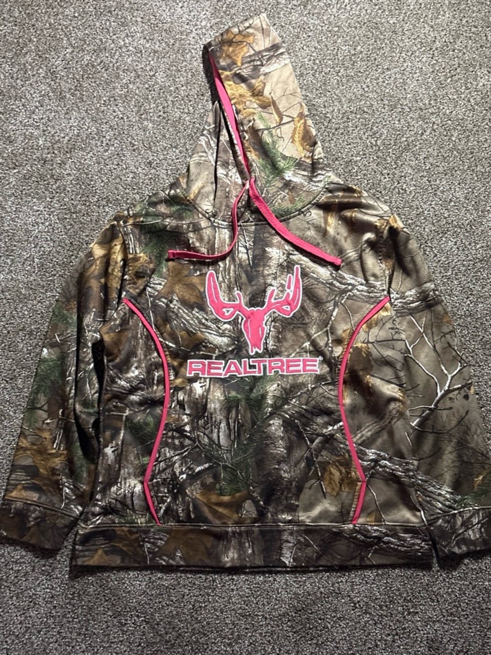 Realtree Camo Hooded Pullover with Pink Accents